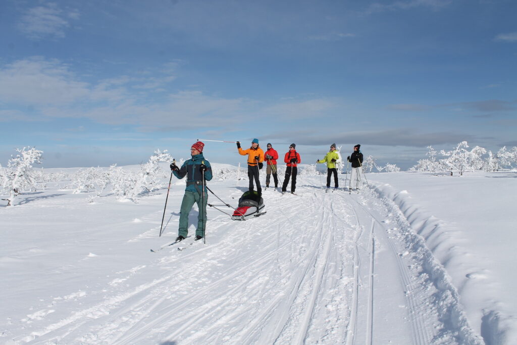 fjalltur-varvinter-skidakning-fjallen fjalltur-varvinter-skidakning-fjallen